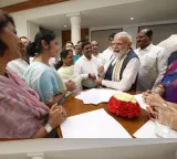 Narendra Modi assures TMC and Shiv Sena rebels saying I am with you