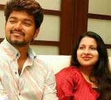 Vijay wife Sangeetha withdraws divorce petition