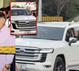Allu Arjun in Vizag All eyes on Bunny car used during his visit