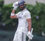 Padikkal’s innings in practice game was really good, says India batting coach Kotak