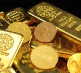 Gold price hits two month high shock to gold lovers