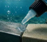 Underwater Superglue gets stronger in water bonds in 10 seconds and lasts for years