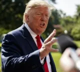 Democrats move to block Trump green card rule