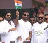 Sonu Sood joins Independence Day celebrations in Begum Bazar Hyderabad