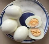 Seven eggs daily lost 20 kg experts clarity on viral diet