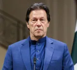 Imran Khan meets wife and sister after nine months following Pakistan Supreme Court orders
