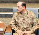 Presidential rule in Pakistan Army to take control of power