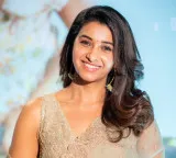 Priya Bhavani Shankar on working in Ravi Teja's 'Irumudi': We made a thousand memories while shooting this film!