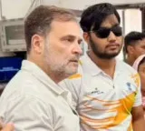 Rahul Gandhi protests at police station demanding FIR for pellet gun victim