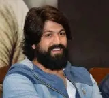 Yash on Kiara Advani’s role in ‘Toxic’: ‘India will fall in love with her again’