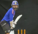 2nd Test: Saransh Jain replaces Kuldeep as India elect to bat against SL