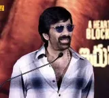 Ravi Teja says never seen such success in 50 years at Irumudi meet