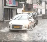 Heavy rain lashes Delhi-NCR; IMD issues red alert