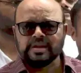 Konda Murali distances himself from daughter Sushmita comments against CM Revanth Reddy
