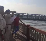 'We are scared, couldn't sleep entire night': Bihar's Bagaha on alert amid Gandak River flooding concerns