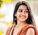 Ananthika Sanilkumar says she entered films after seeing her parents struggle