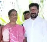 Revanth Reddy and Konda Surekha reconcile during Rakhi festival