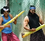 ‘ముగ్గురు కోతులు’ టైటిల్ సాంగ్ రిలీజ్
