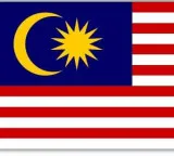 Singapore sends 70 tons of old clothes to Malaysia every week