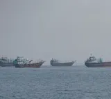 Strait of Hormuz crisis strands 400 ships and 6000 crew members in Gulf