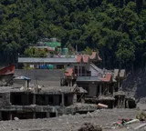 Nepal Flood Disaster 675 Dead as India Extends Helping Hand