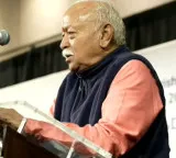 Diaspora must be loyal citizens: Mohan Bhagwat