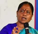 Konda Surekha photo and name missing from government program