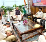 Telangana CM meets Defence Minister, seeks cooperation for 'Invest Telangana' summit