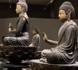 Thai businessman sells 47 crore company to become Buddhist monk