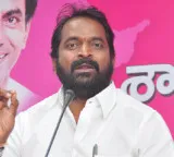Konda Surekha targeted because she is a BC woman says Srinivas Goud