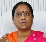 KCR is a very good person Konda Surekha praises