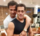 Rohit Roy back-hugs Salman Khan, says the actor ‘has given him the right to do so’