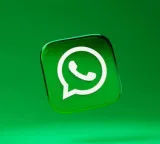 WhatsApp new experiment allows chatting with 5 AI agents at once