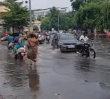 Rajahmundry heavy rain causes severe waterlogging on roads