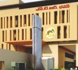 Chandrababu Naidu applauds TDP office for solar energy production