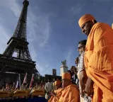 Eiffel Tower closed in Paris following Hindu group visit