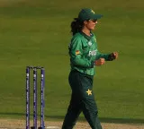Pakistan fan wants to beat India instead of winning Asia Cup as Indian fans react