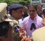 Heated exchange at KCR’s farmhouse as Cong protests over abusive remarks against Speaker