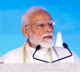'Security breach' : 2 imposters held, gun seized, hours before PM Modi's Mumbai event