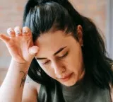 Sweating without exercise Watch out for these heart warning signs