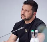 Volodymyr Zelenskyy escapes Russian drone threat at Moldova airport