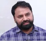 Addanki Dayakar says plans to attack Dalits are being made from KCR farmhouse