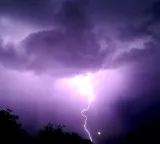 Andhra Pradesh Orange Alert for 8 districts rains with lightning expected