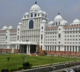 Telangana Secretariat employee caught red handed by ACB for taking bribe