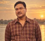 HYDRAA Commissioner in the ’80s Trend... Ranganath Impresses in Retro Look!