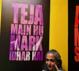 Swaroop Sampat flaunts Paresh Rawal’s ‘Mark idhar hai’ dialogue from ‘Andaz Apna Apna’ in Canada