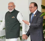 Malaysian PM confirms discussion held with India about extradition of fugitive Islamic preacher Zakir Naik