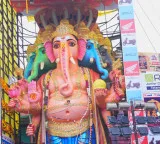 Telangana Guv offers first puja to Khairatabad Ganesh; CM wishes people