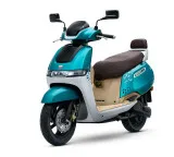 TVS iQube Special Edition records over 100 deliveries in Pune in a single day