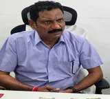 Keesara CI and SI caught red handed by ACB for taking bribe